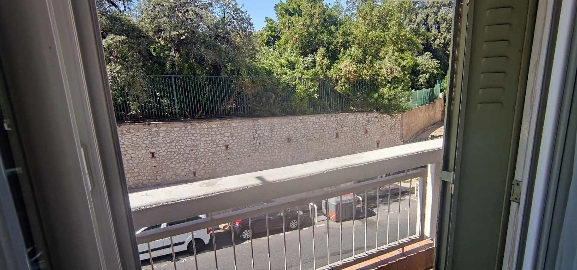 Charmant T4 En Face Parc Longchamps Marseille Apartment